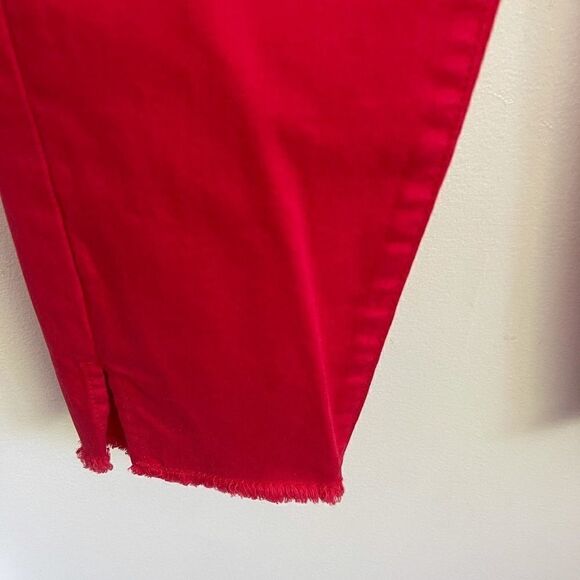 KENSIE Skinny Cropped Frayed Hem Scarlet Jeans.Size 6 - Picture 5 of 6